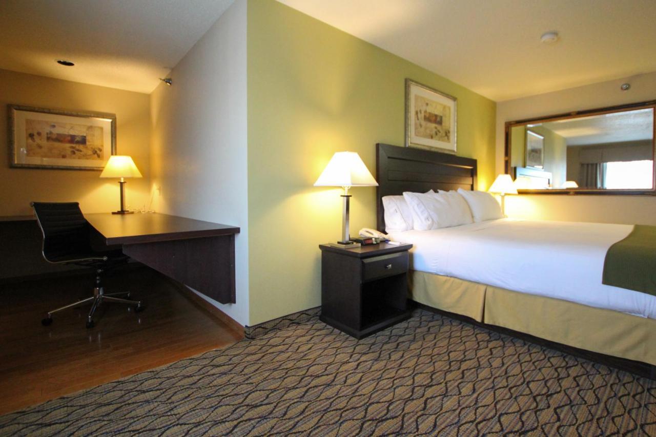 Holiday Inn Express & Suites Chicago-Libertyville By Ihg Oda fotoğraf