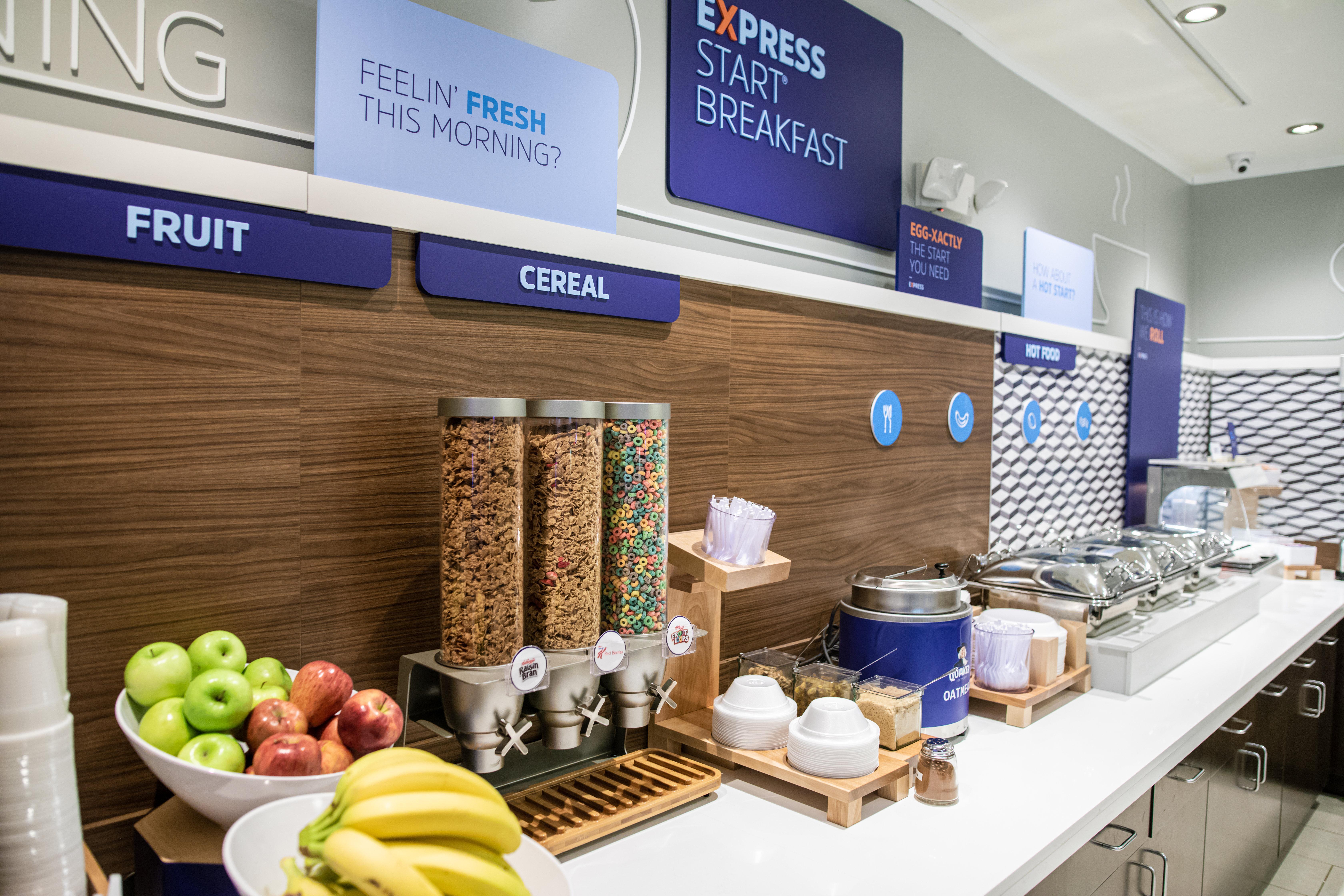 Holiday Inn Express & Suites Chicago-Libertyville By Ihg Dış mekan fotoğraf