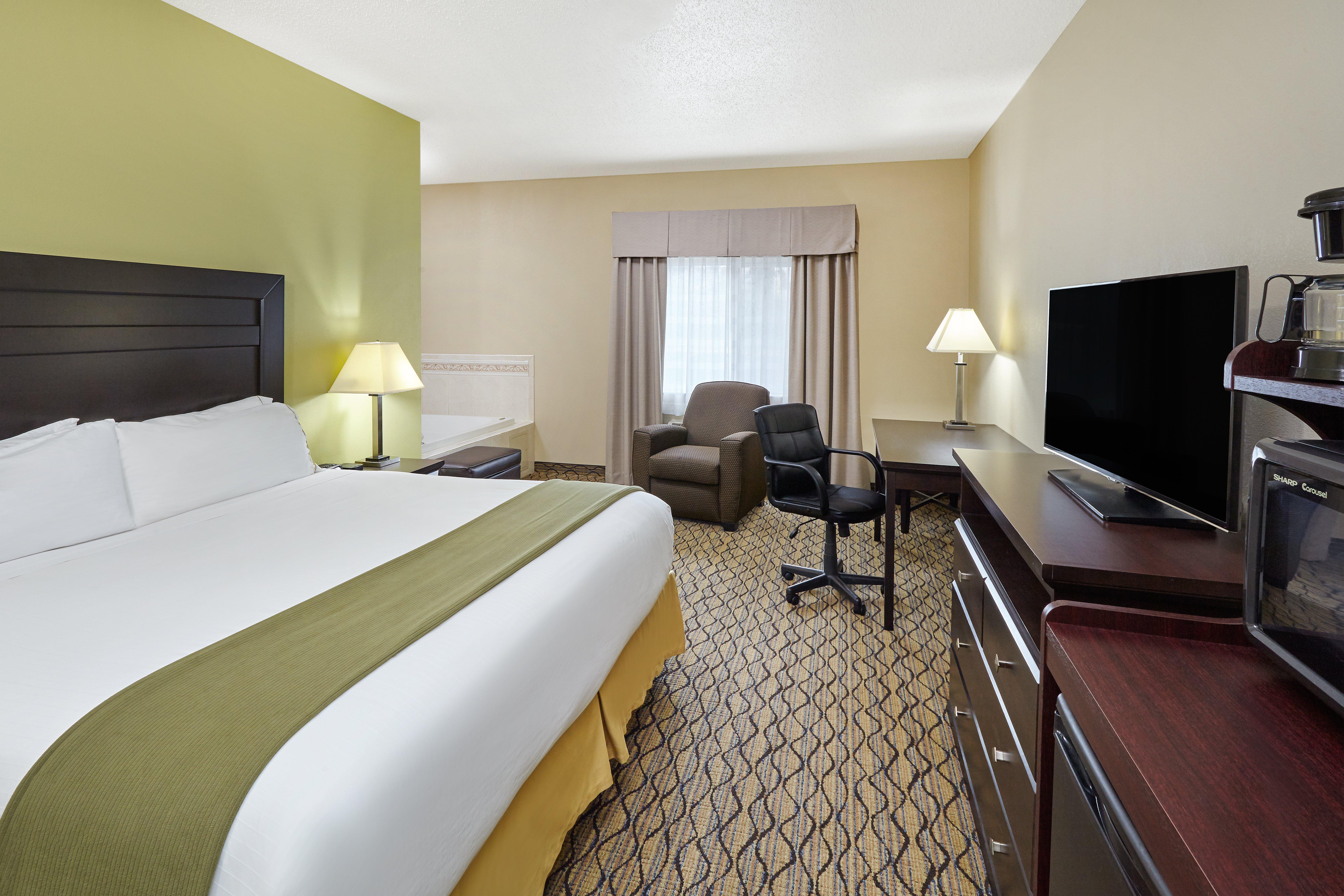 Holiday Inn Express & Suites Chicago-Libertyville By Ihg Dış mekan fotoğraf