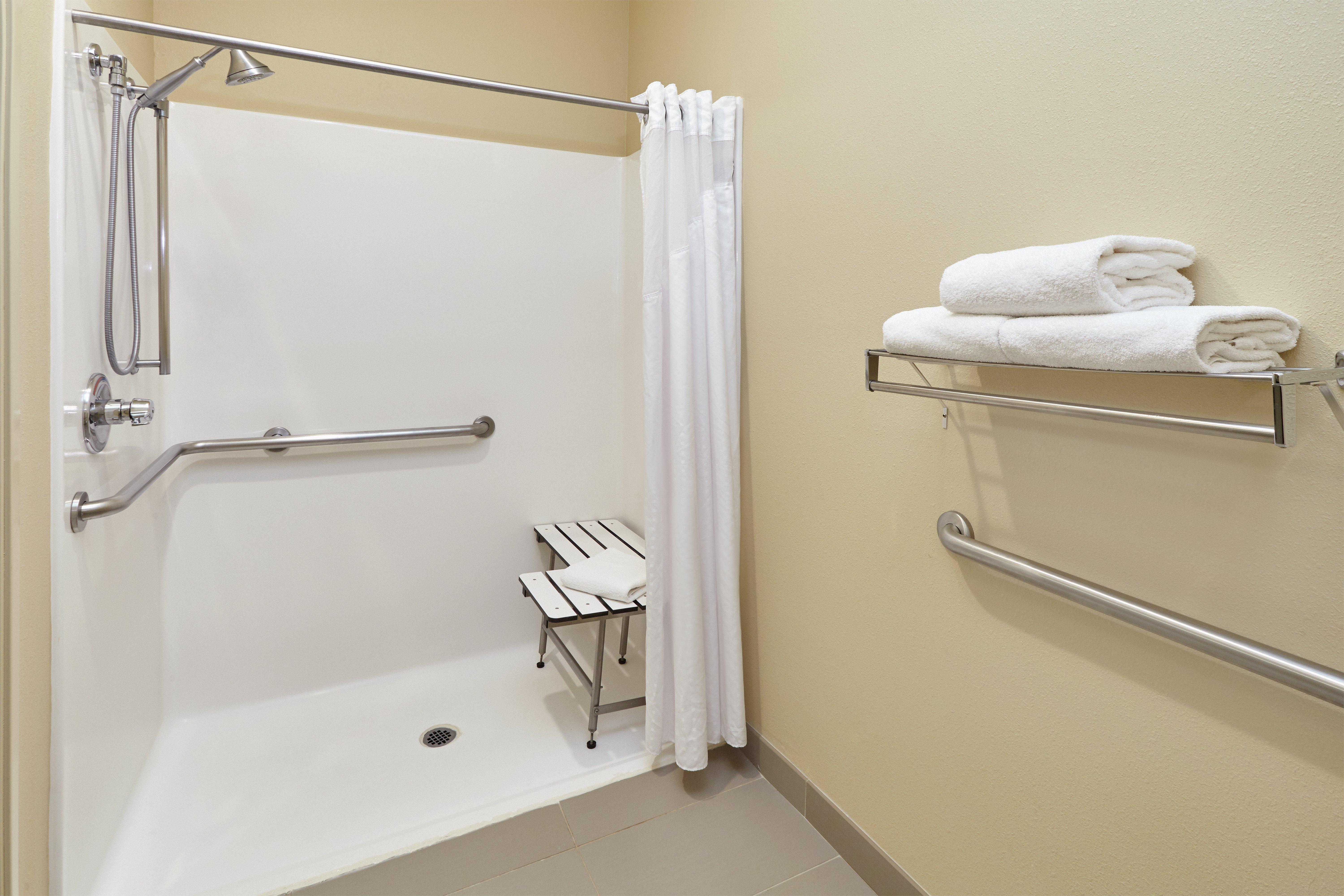 Holiday Inn Express & Suites Chicago-Libertyville By Ihg Dış mekan fotoğraf