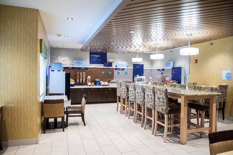 Holiday Inn Express & Suites Chicago-Libertyville By Ihg Dış mekan fotoğraf